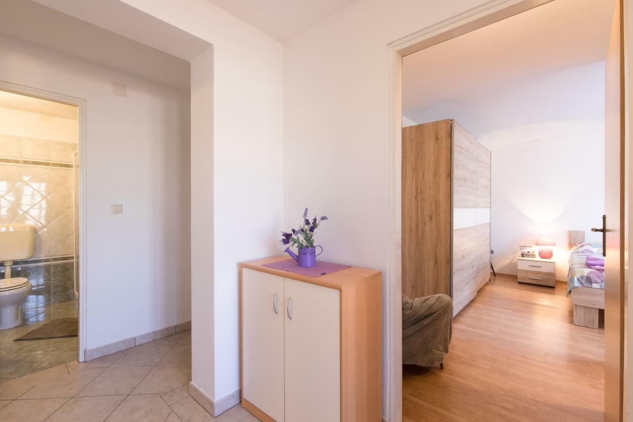Apartment Adrijana เวอร์บนิค ภายนอก รูปภาพ