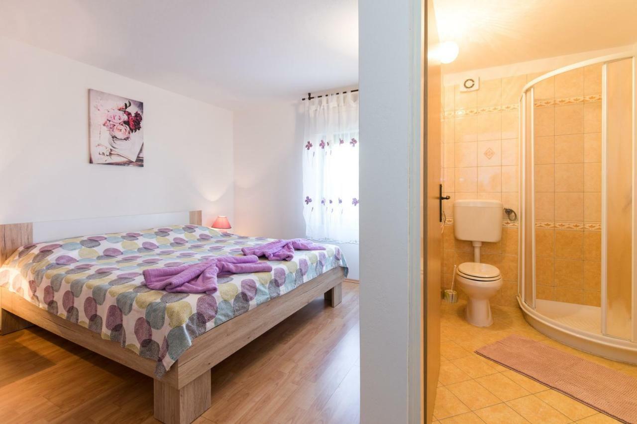 Apartment Adrijana เวอร์บนิค ภายนอก รูปภาพ