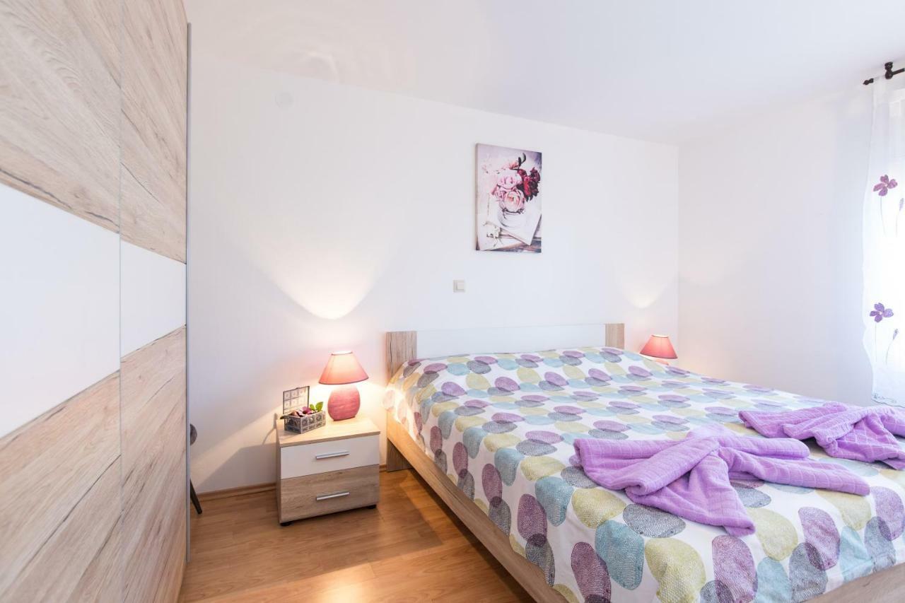 Apartment Adrijana เวอร์บนิค ภายนอก รูปภาพ